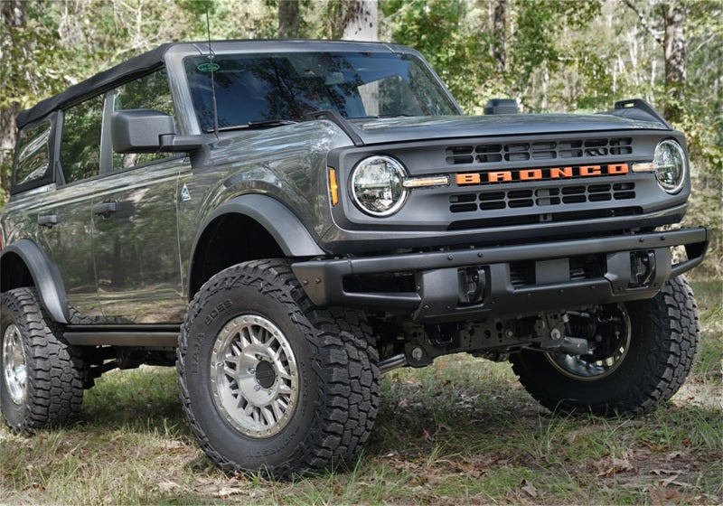 Kit de levage Superlift 21-22 Ford Bronco 4WD (ne convient pas aux packages Sport ou Sasquatch) 2 pouces