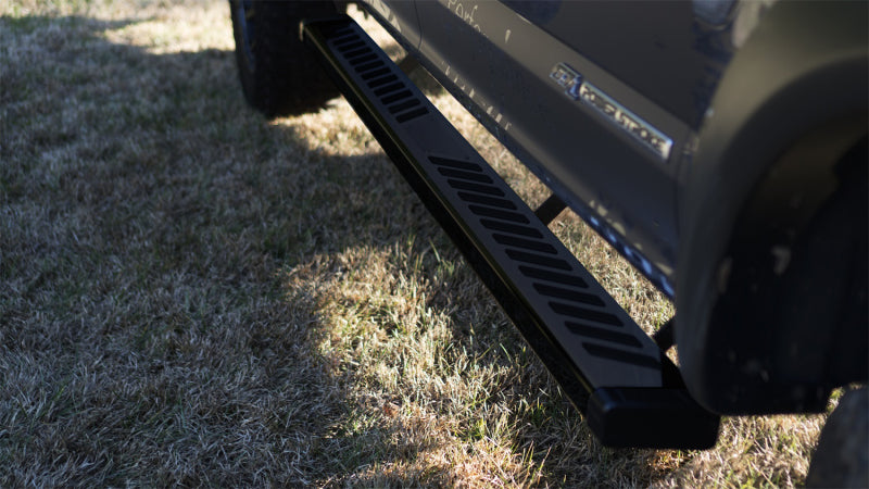 Marchepieds Lund 2019 RAM 1500 Crew Cab Summit Ridge 2.0 - Noir