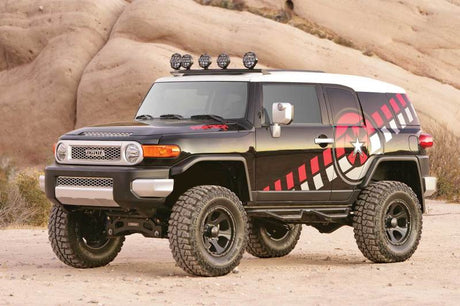 Fabtech 06-09 Toyota FJ 4WD 6 pouces Perf Sys avec Dlss 2.5C/O Resi et Rr Dlss