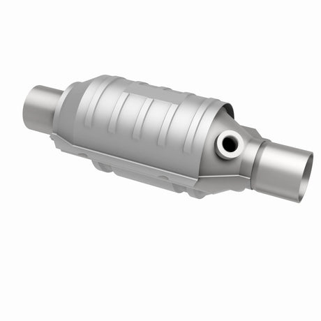 MagnaFlow Conv Universal 2.25 avec climatiseur arrière 1-O2