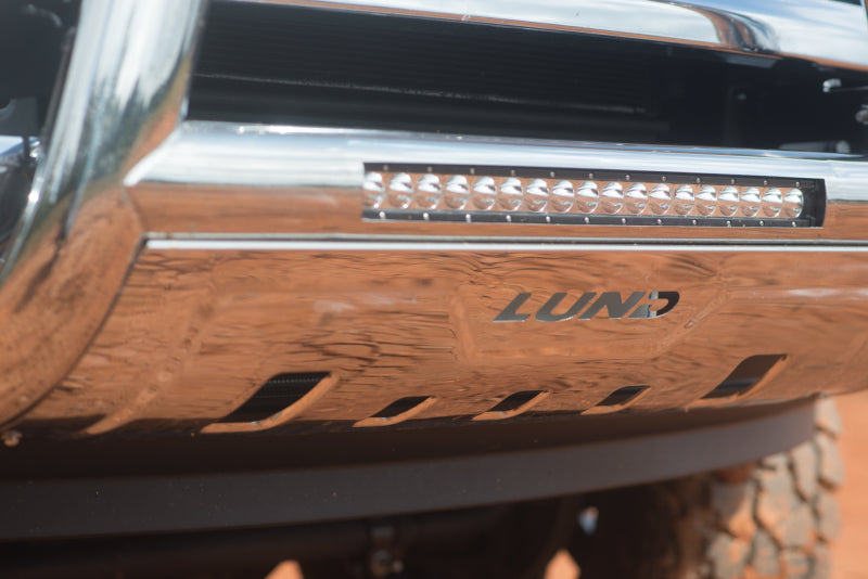 Lund 20-22 GM 2500HD/3500HD Bull Bar w/Light & Wiring - 304 Stainless Steel