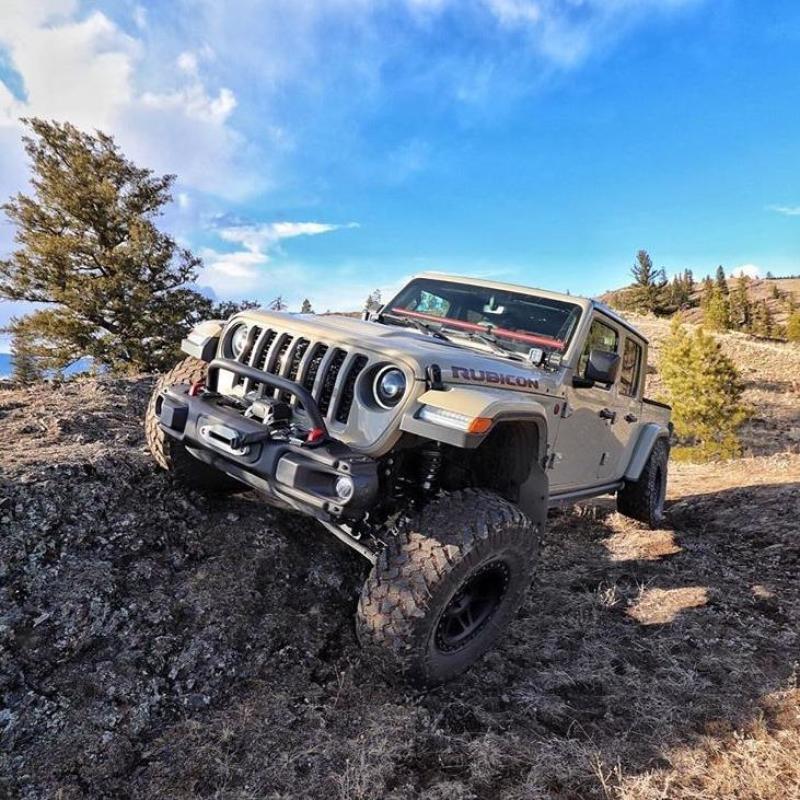 Oracle Oculus BiLED Projector Headlights for Jeep JL/Gladiator JT  Satin Silver 5500K