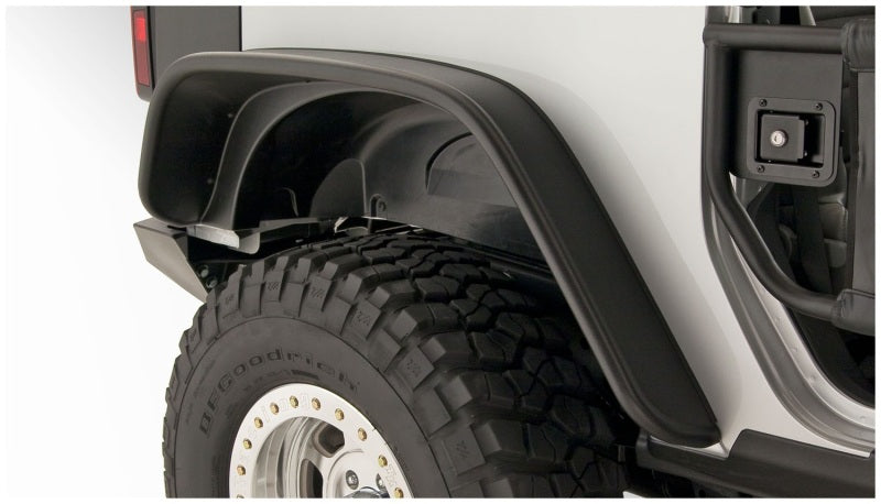 Élargisseurs plats Bushwacker 07-18 Jeep Wrangler 2 pièces pour utilitaire sport 2 portes uniquement - Noir