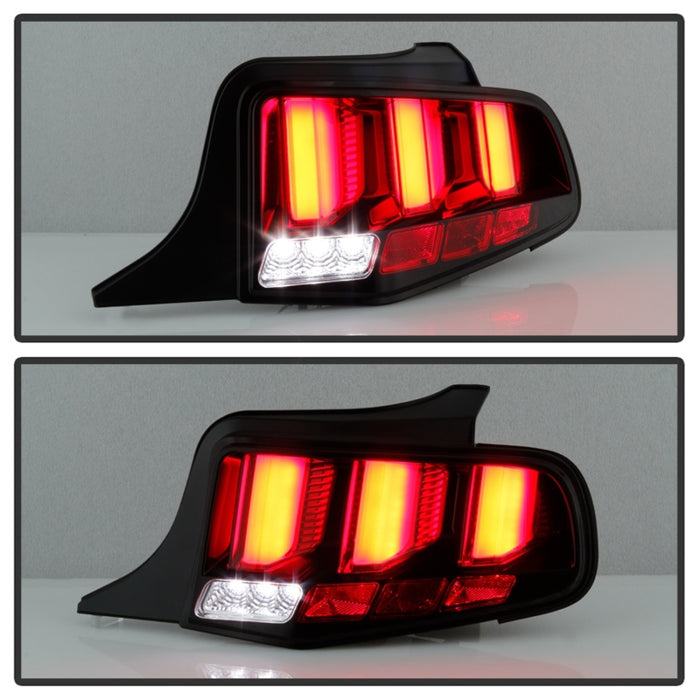 Feux arrière séquentiels à LED rouges pour Ford Mustang Spyder 10-12 - Noir ALT-YD-FM10-RBLED-BK