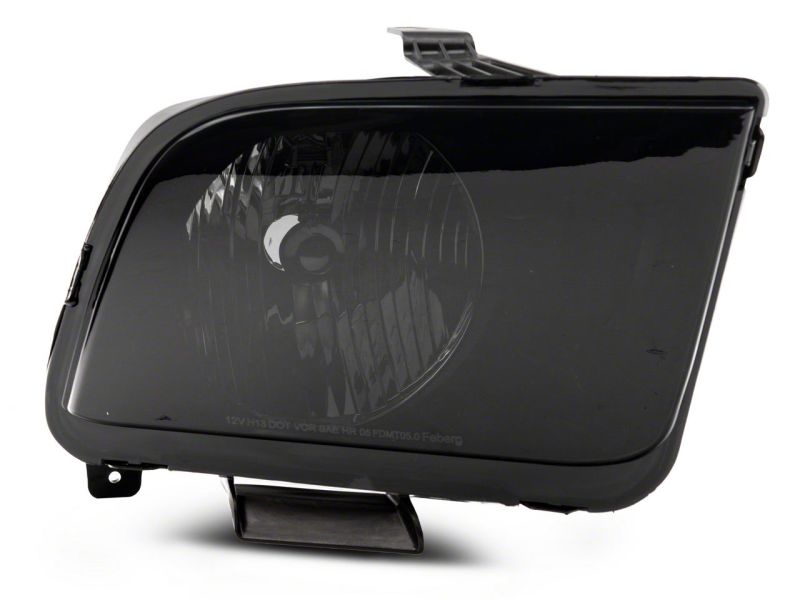 Phares de style OEM Raxiom 05-09 Ford Mustang Axial Series - Boîtier chromé - Lentille fumée