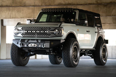 Pare-chocs avant DV8 Offroad 2021+ Ford Bronco compatible avec treuil avec pare-buffle en option/ouverture de lumière auxiliaire