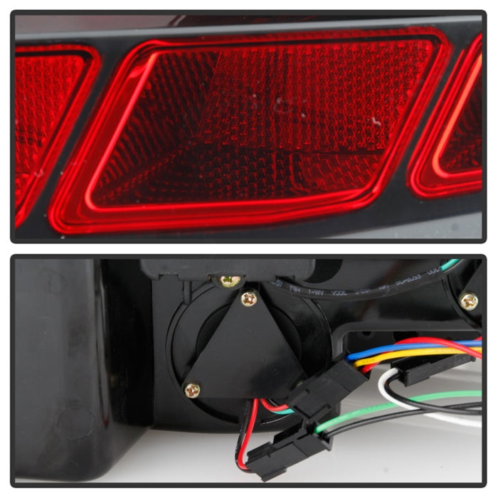 Feux arrière séquentiels à LED rouges pour Ford Mustang Spyder 10-12 - Noir ALT-YD-FM10-RBLED-BK