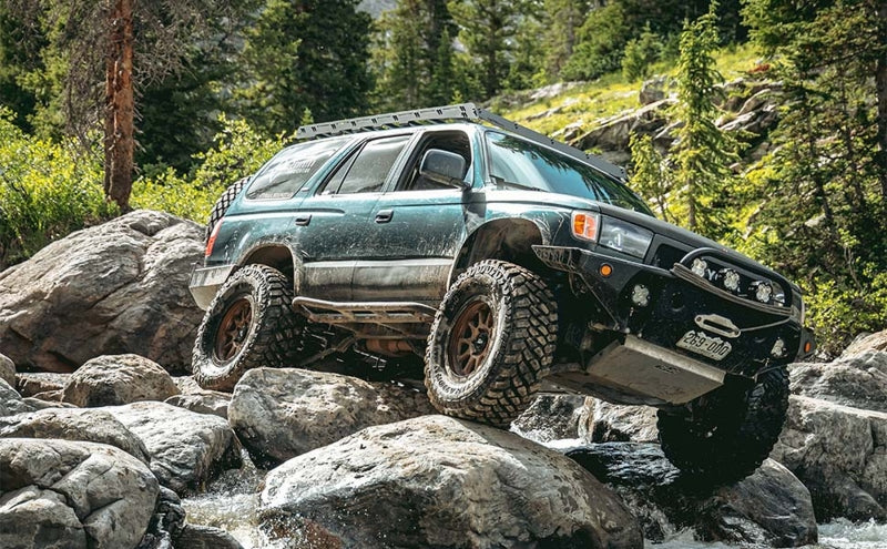 Échappement hautes performances MagnaFlow 98-02 pour Toyota 4Runner Overland Series Cat Back