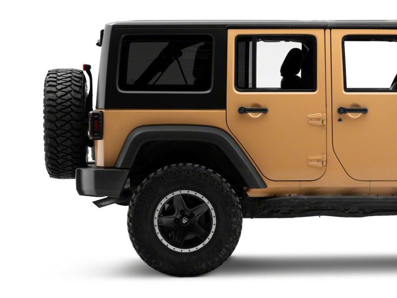 Feux arrière à LED Raxiom 07-18 Jeep Wrangler JK Axial Series Trident - Boîtier noir (lentille transparente)