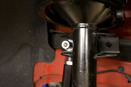 Biellettes d'extrémité de barre stabilisatrice avant réglables UMI Performance pour Ford Mustang 05-14