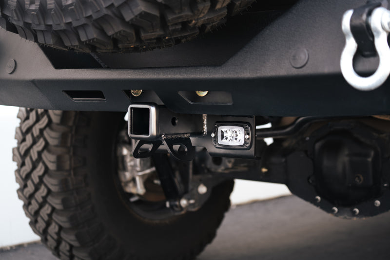 Attelage boulonné DV8 Offroad 07-21 Jeep Wrangler (JK/JL) avec feux