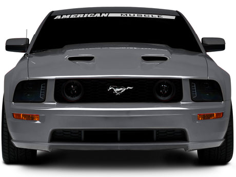 Phares avant à DEL halogènes Raxiom 05-09 Ford Mustang avec projecteurs halogènes - Hsng noir (lentilles fumées excluant GT500)
