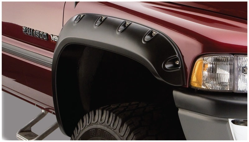 Bushwacker 02-08 Dodge Ram 1500 Fleetside Pocket Style Flares 4 pièces 75,9/76,3/97,9 pouces - Noir