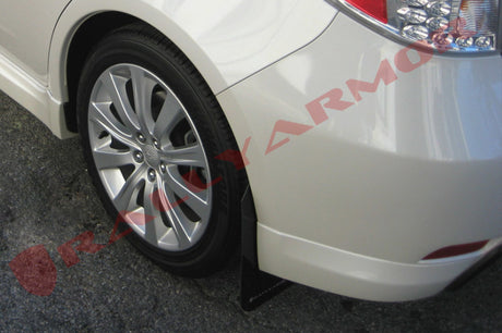 Bavette garde-boue Rally Armor 08-10 Subaru WRX (Hatch &amp; Sedan) / 08-11 Impreza 2.5i noire UR avec logo gris