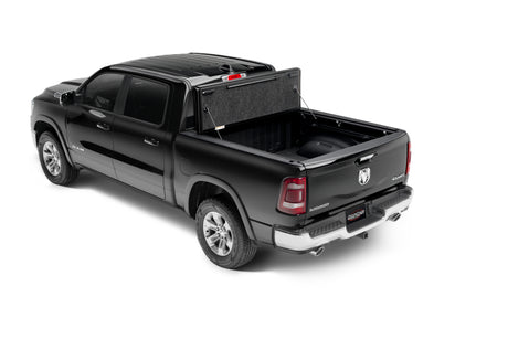 Housse de caisse UnderCover 03-20 pour Dodge Ram 1500/2500 (sans Rambox) 6,4 pieds Ultra Flex - Finition noir mat
