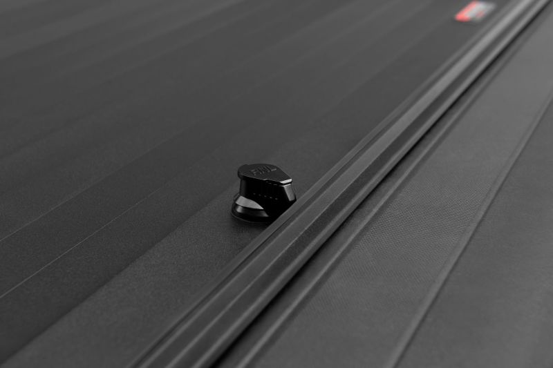 Couvre-caisse rétractable Roll-N-Lock pour Ford Maverick 2022 de 54,4 po de la série A