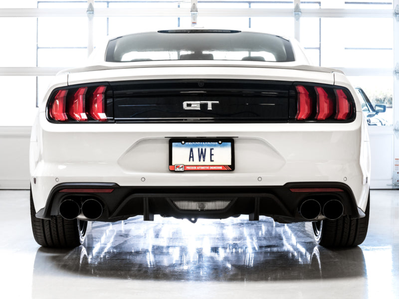 Échappement Cat-back AWE Tuning 2018+ Ford Mustang GT (S550) - Édition Touring (embouts noirs Quad Diamond)