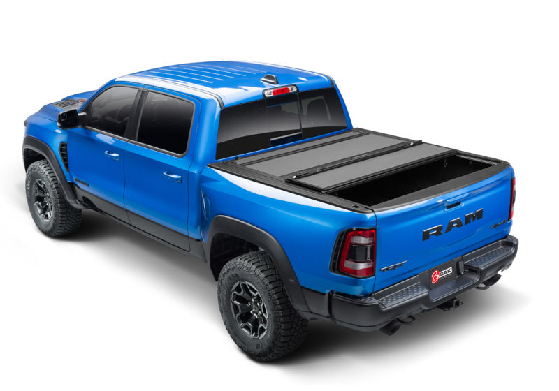 Dodge Ram 1500 BAK 19-20 (nouveau style de carrosserie sans caisse Ram) 6 pieds 4 pouces BAKFlip MX4 finition mate