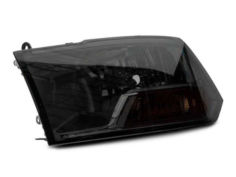 Phares OEM Raxiom 09-18 Dodge RAM 1500 Axial avec ampoule simple - Boîtier chromé (lentille fumée)