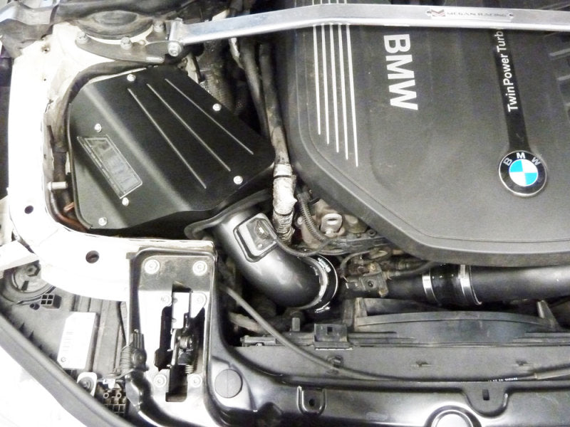 Système d'admission d'air froid AEM 16-19 BMW 340i L6-3.0LF/I