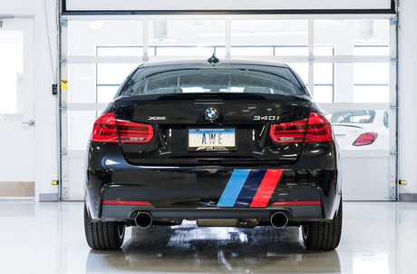 Échappement arrière AWE Tuning BMW F3X 340i Touring Edition - Embouts chromés argentés (102 mm)