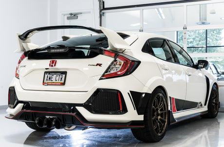 Échappement AWE Tuning 2017+ Honda Civic Type R Touring Edition avec tuyau avant et central - Embouts Diamond Blk