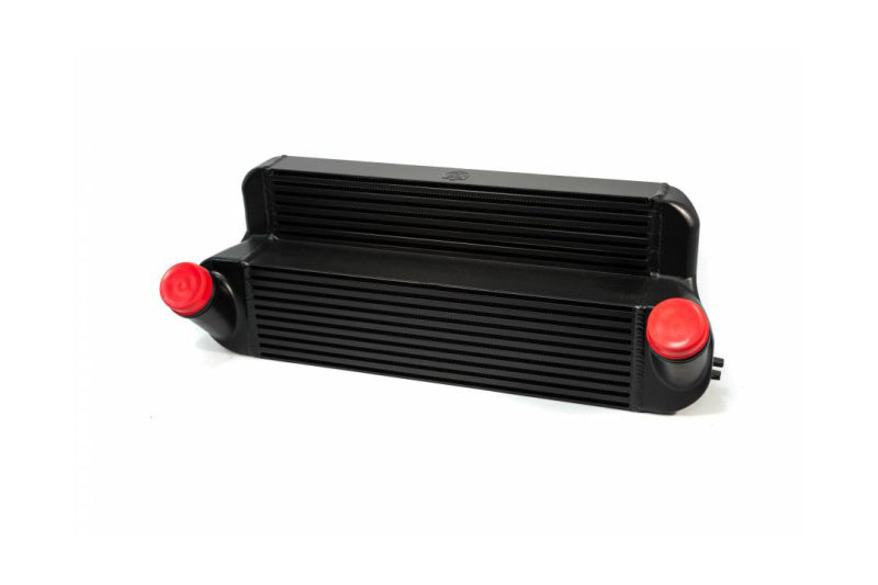 Refroidisseur intermédiaire à barre/plaque étagé hautes performances CSF 04-13 pour BMW 335i/xi (E90/E91/E92/E93) - Noir