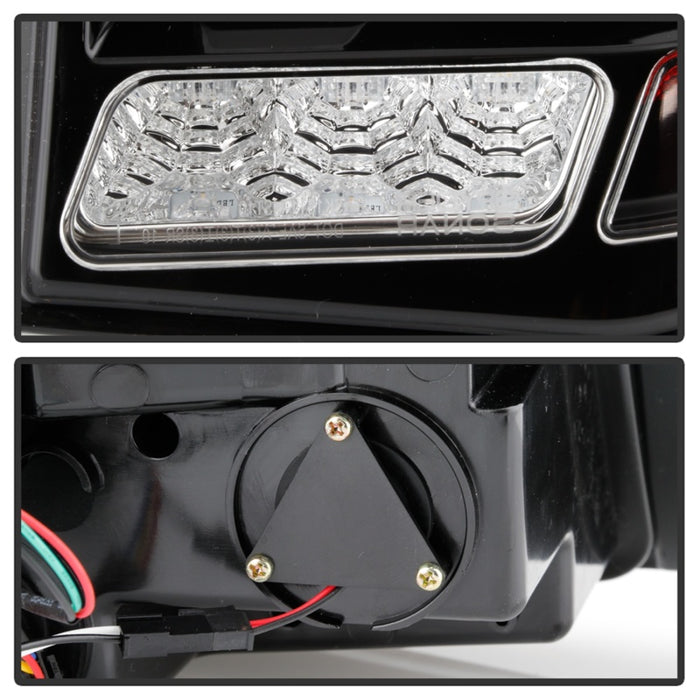 Spyder 10-12 Ford Mustang - Barre lumineuse Seq. Clignotants LED arrière - Noir - ALT-YD-FM10-LED-BK