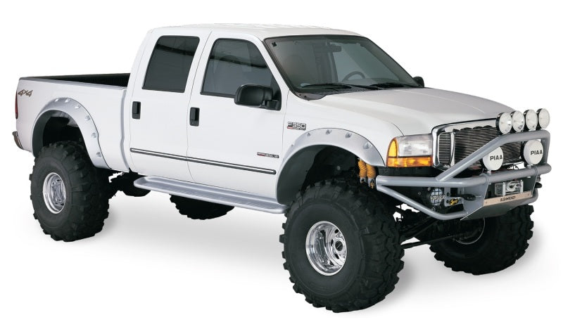 Élargisseurs de style découpé Bushwacker 99-07 Ford F-250 Super Duty 2 pièces - Noir