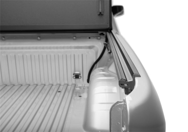 BAK 2022 Nissan Frontier 5 pieds de caisse BAKFlip MX4 finition mate