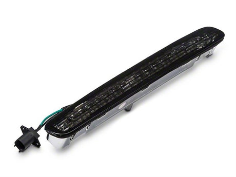 Troisième feu stop à LED Raxiom 05-09 Ford Mustang Axial Series (fumé)