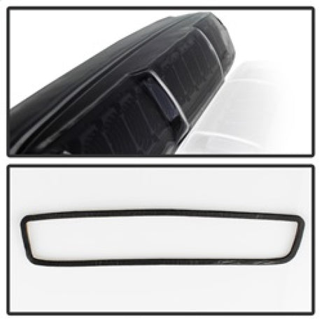 Feu de freinage à DEL xTune Chevy Silverado 07-13 / GMC Sierra 07-13 3e feu - Noir BKL-CSIL07-LED-BK