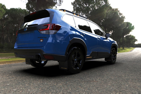 Bavette garde-boue Rally Armor 2022 Subaru Forester (avec Wilderness) noire UR avec logo bleu