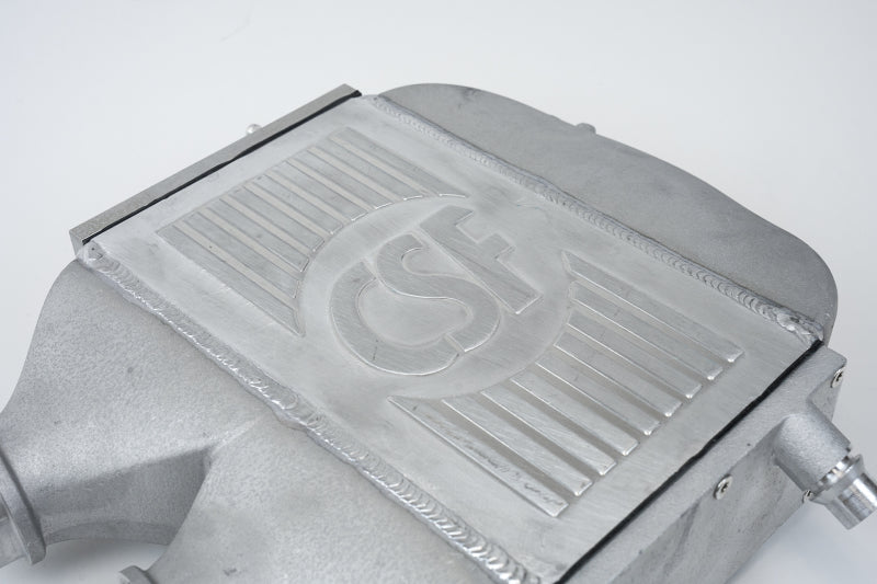Refroidisseur d'air de suralimentation à montage supérieur CSF 2014+ BMW M3/M4 (F8X) - Finition brute