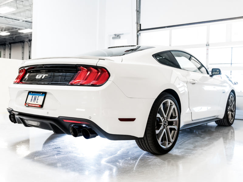 Échappement Cat-back AWE Tuning 2018+ Ford Mustang GT (S550) - Édition Touring (embouts noirs Quad Diamond)