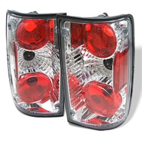 Feux arrière chromés style européen pour Toyota Pick Up 89-95 Spyder ALT-YD-TP89-C