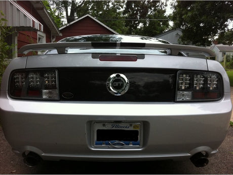 Feux arrière à LED Spyder Ford Mustang 05-09 Noir ALT-YD-FM05-LED-BK