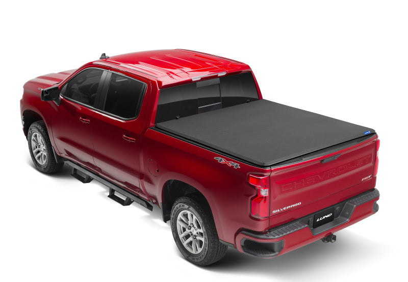 Lund 99-07 Chevy Silverado 1500 (5.8ft. Bed) Genesis Elite Tri-Fold Tonneau Cover - Black