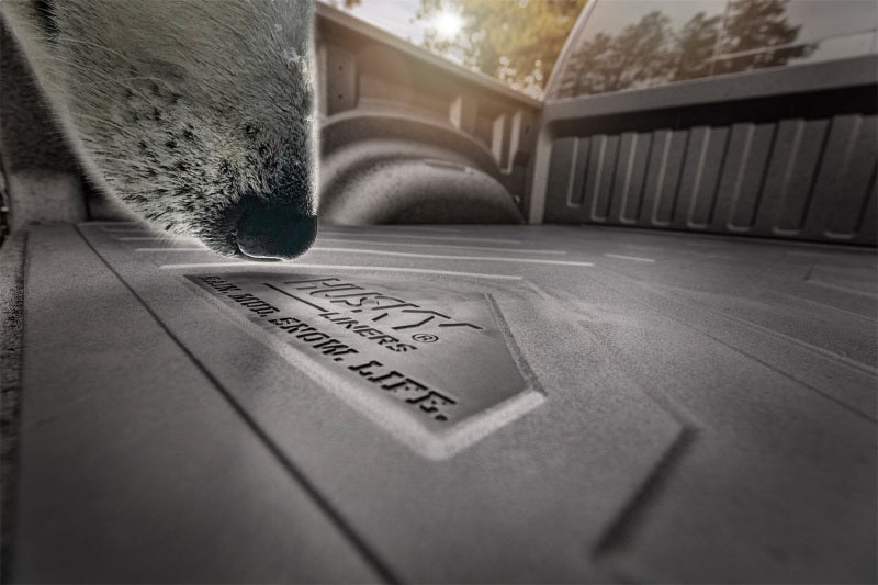 Tapis de caisse robuste Husky Liners 14-18 Silverado/Sierra 1500 / 14-19 Silverado/Sierra 2500/3500 HD