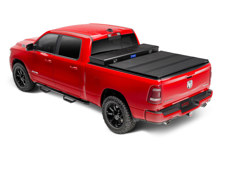 Boîte à outils Extang 2019 Dodge Ram (nouveau style de carrosserie - 6 pieds 4 pouces) Solid Fold 2.0