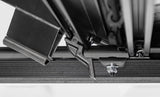 Housse de protection à trois volets Access LOMAX Pro Series 2019+ Ram 1500 5 pi 7 po à caisse courte Blk Diamond Mist (sans boîte Ram)