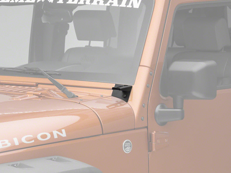 Supports d'éclairage montés sur montant de pare-brise de la série Axial Jeep Wrangler JK 07-18 de Raxiom