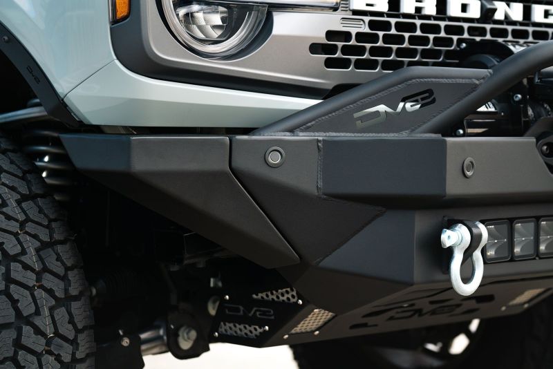 Pare-chocs avant modulaire DV8 Offroad 2021+ Ford Bronco compatible avec treuil et supports de feux auxiliaires