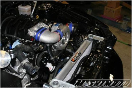 Radiateur manuel en aluminium Mishimoto 05+ Ford Mustang