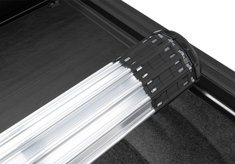 BAK 17-20 Nissan Titan 5 pieds 6 pouces lit Revolver X2