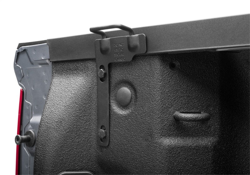 Extang 14-18 Chevy/GMC Silverado/Sierra 1500 (caisse de 6 pi 7 po) ALX à pliage solide