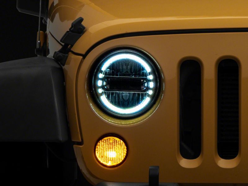 Phares à DEL axiaux Raxiom 97-18 Jeep Wrangler TJ et JK 7 pouces avec DRL - Boîtier chromé (lentille transparente)