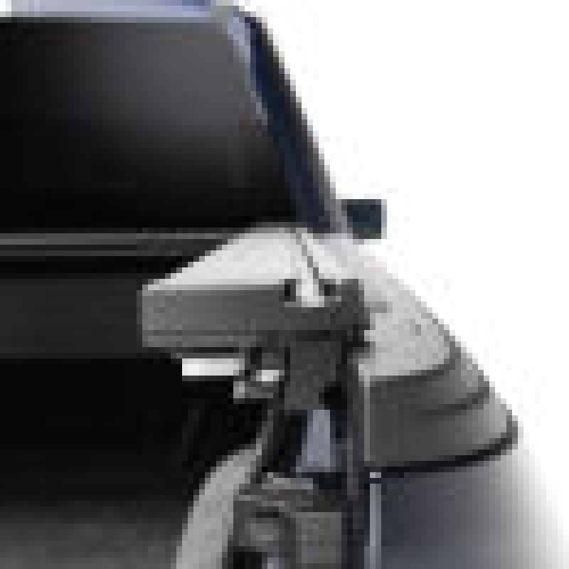 Retrax 21-22 Ford F-150 Super Crew/Super Cab (avec Lightning 2022) avec caisse de 5,5 pieds RetraxONE XR