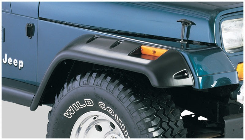 Bushwacker 84-01 Jeep Cherokee Cutout Style Flares 2 pièces pour utilitaire sport 4 portes uniquement - Noir