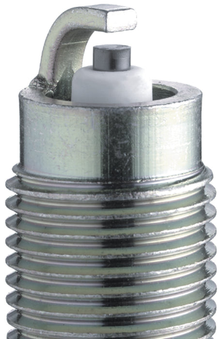 Boîte de 4 bougies d'allumage standard NGK (ZFR5D-11)
